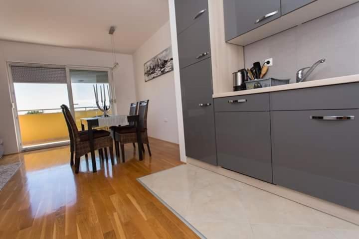 Apartman Mila Kastela Ngoại thất bức ảnh